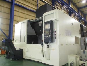 Trung tâm gia công đứng CNC Makino