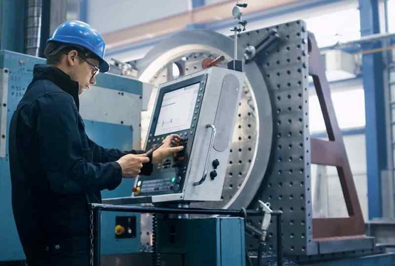 sua_chua_bao_tri_may_cnc