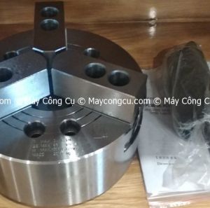 Mâm cặp thủy lực KT55 200C/A26