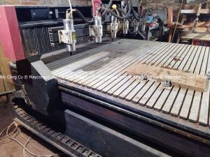 Máy đục gỗ vi tính 6 đầu