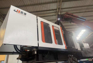 Máy ép nhựa Chenhsong 800 tấn