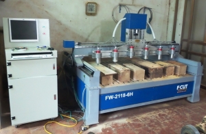 Máy đục gỗ CNC